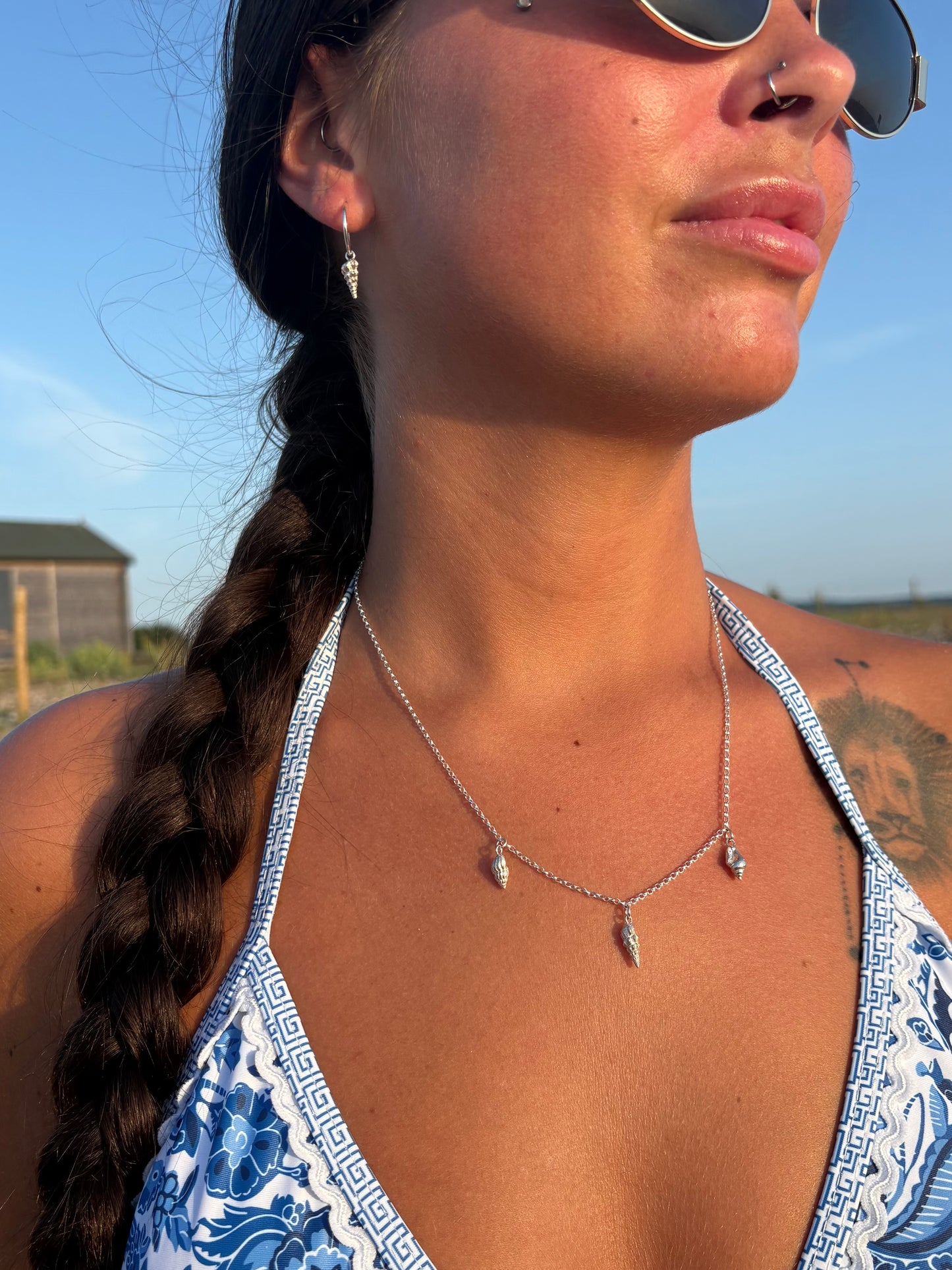 Shell charm necklace