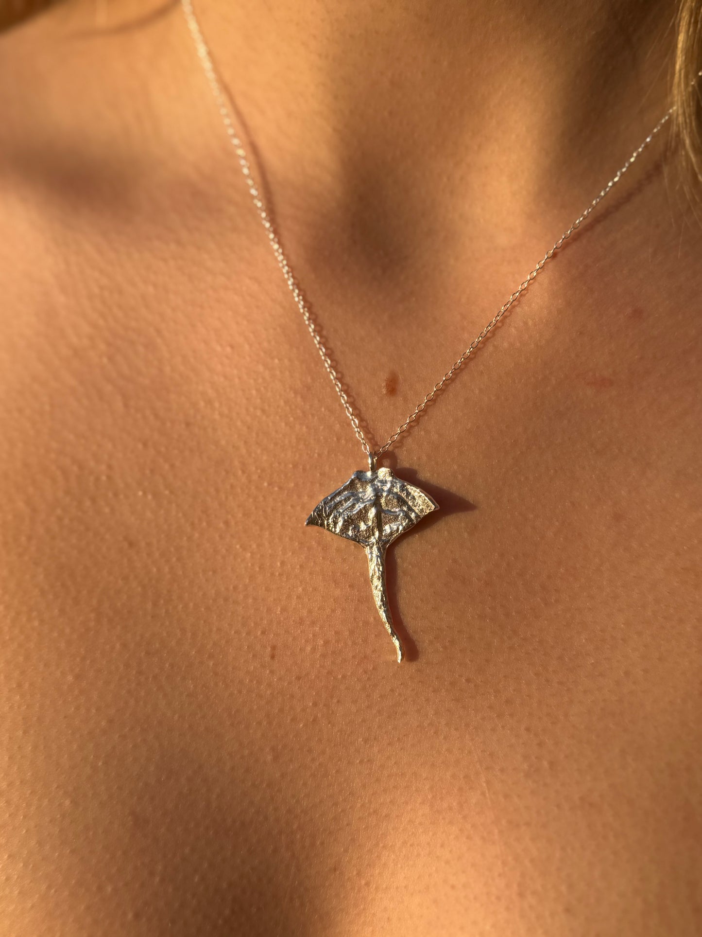 Sting ray necklace