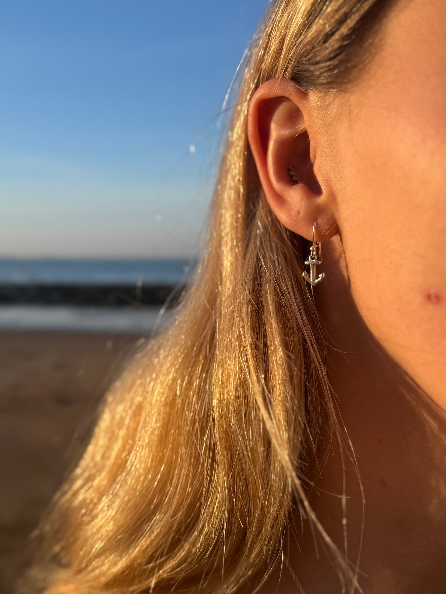 Anchor earrings
