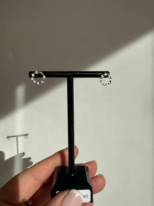 Textured studs earrings