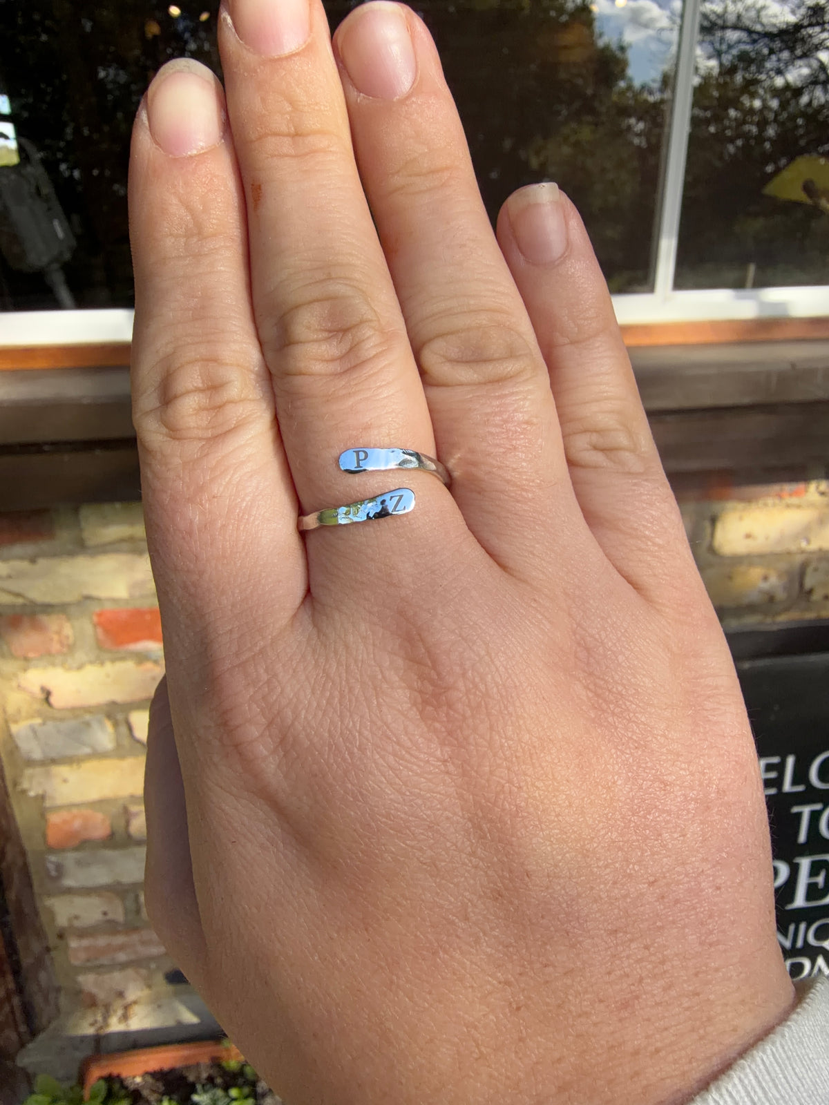 Custom initial hug ring