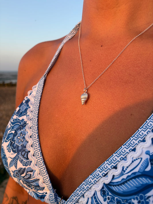 Shell necklace