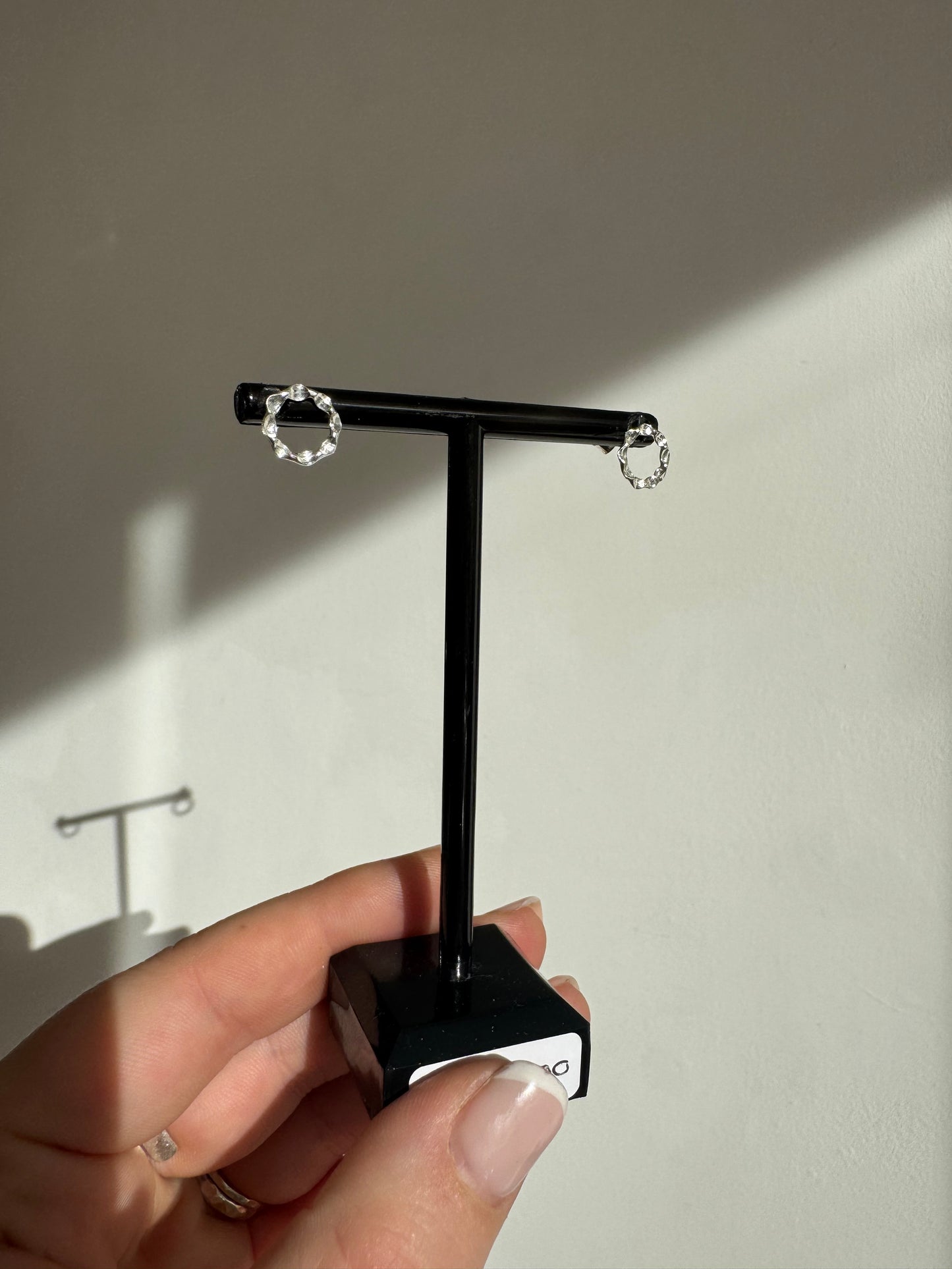 Textured studs earrings