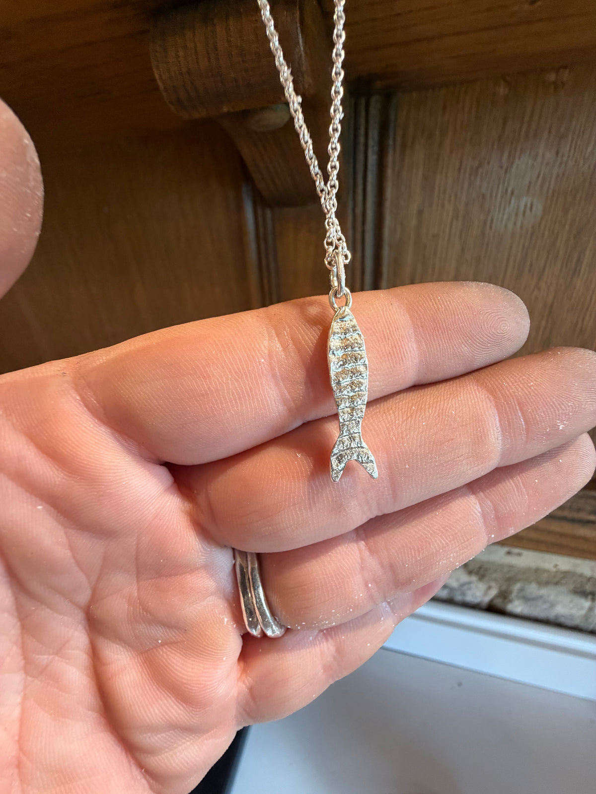 Mini fish casting