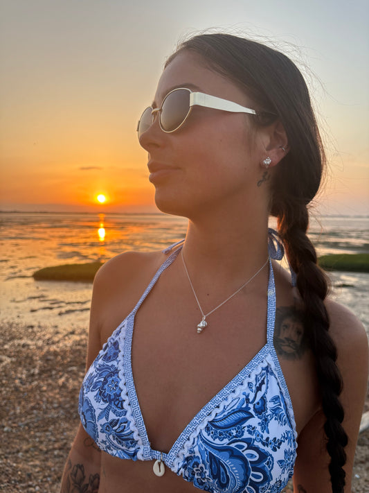 Shell necklace