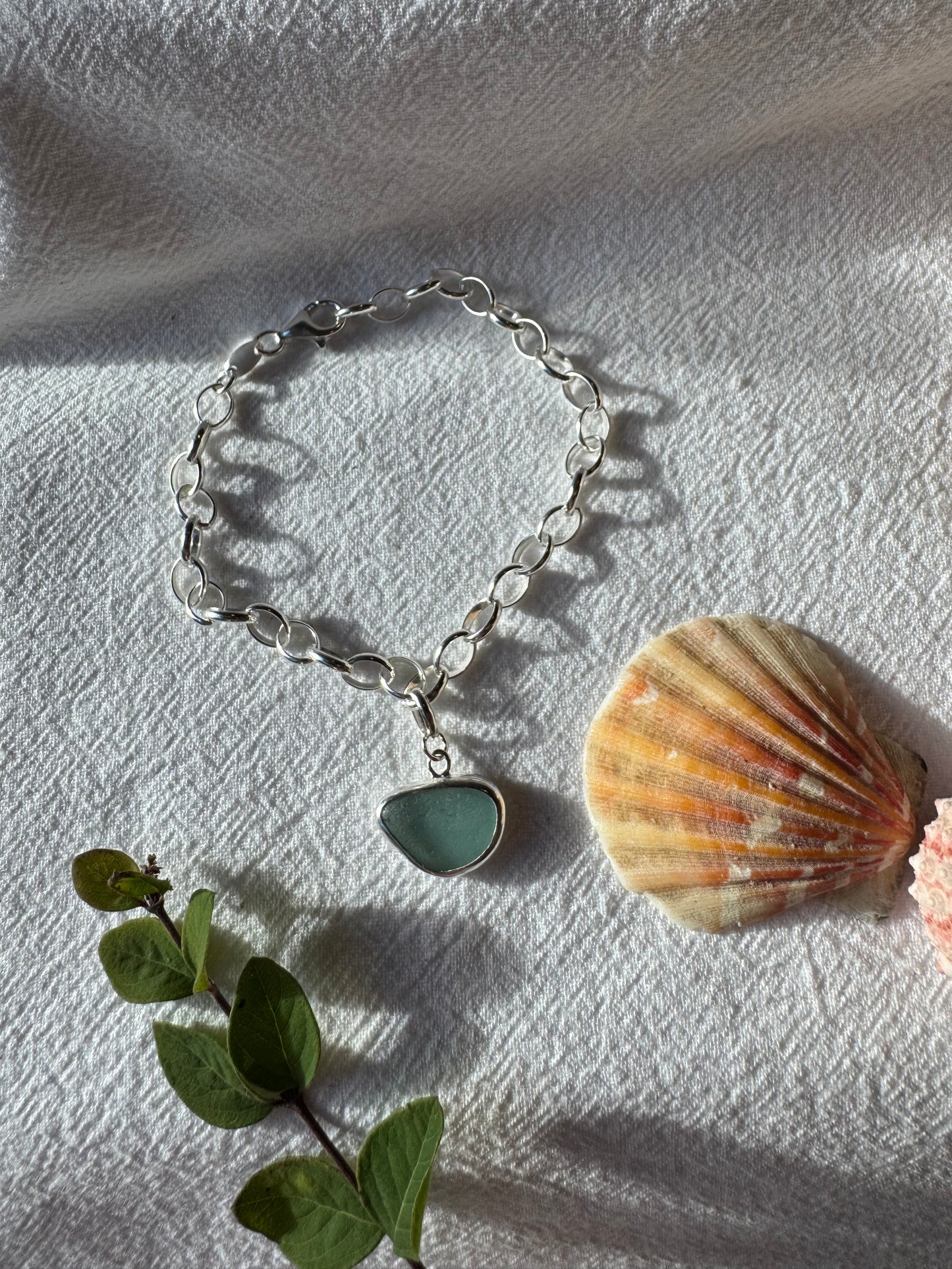 Teal seaglass bracelet