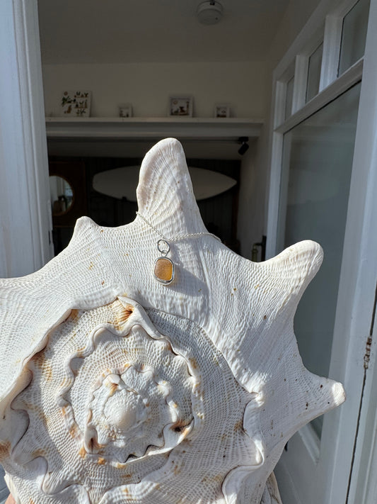 Handmade star silver necklace, yellow